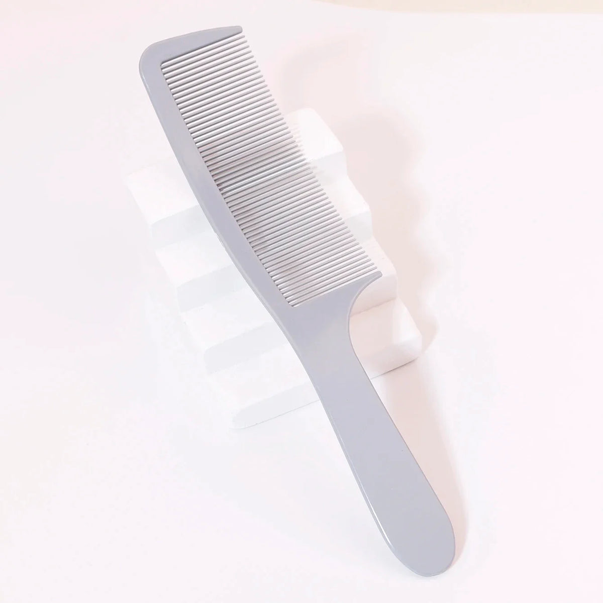 Flat Headed Curved Comb 1 Piece PP Hair Cutting Tool