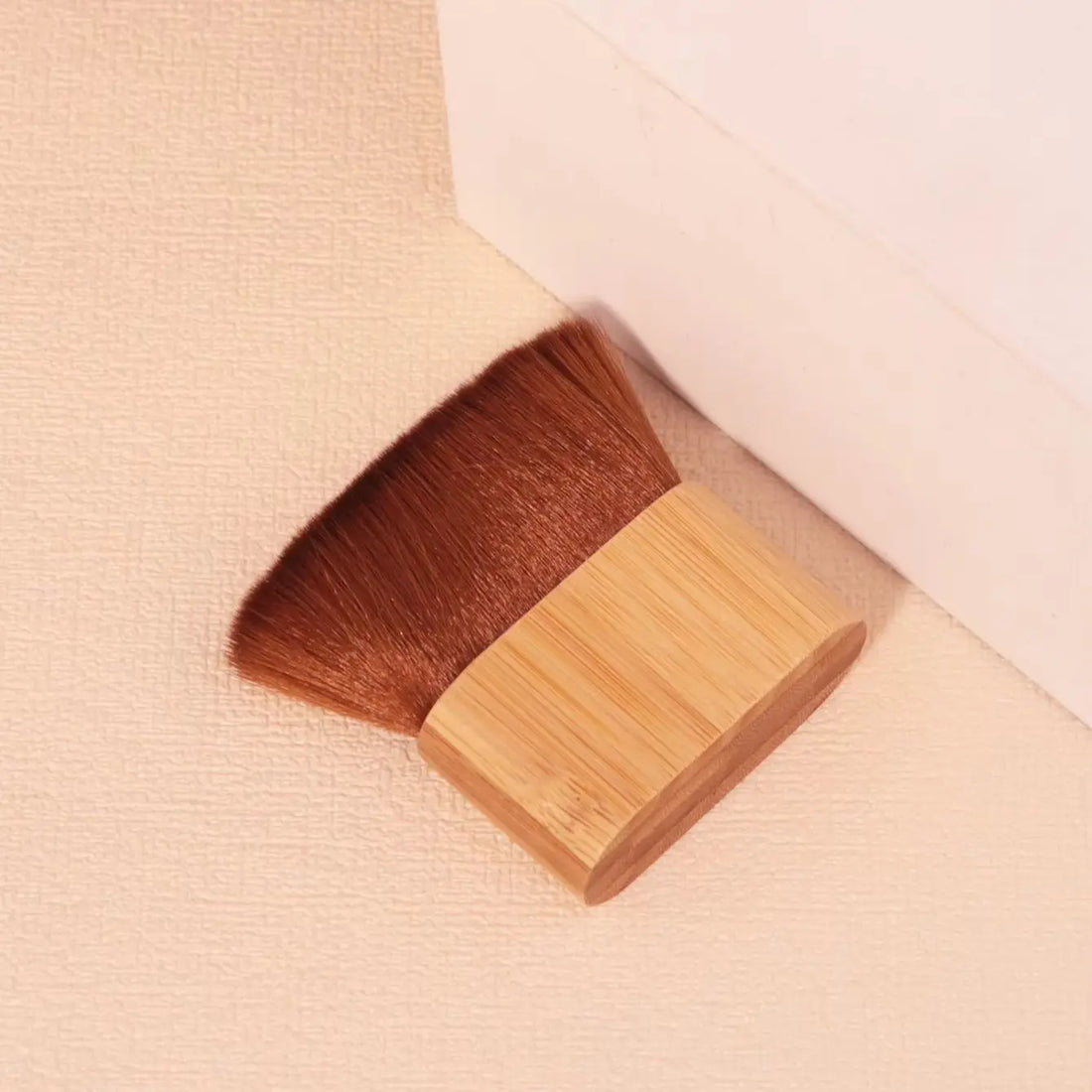 Wood Facial Cleaning Brush Neck Dust Collector Loop Brush 1 Piece